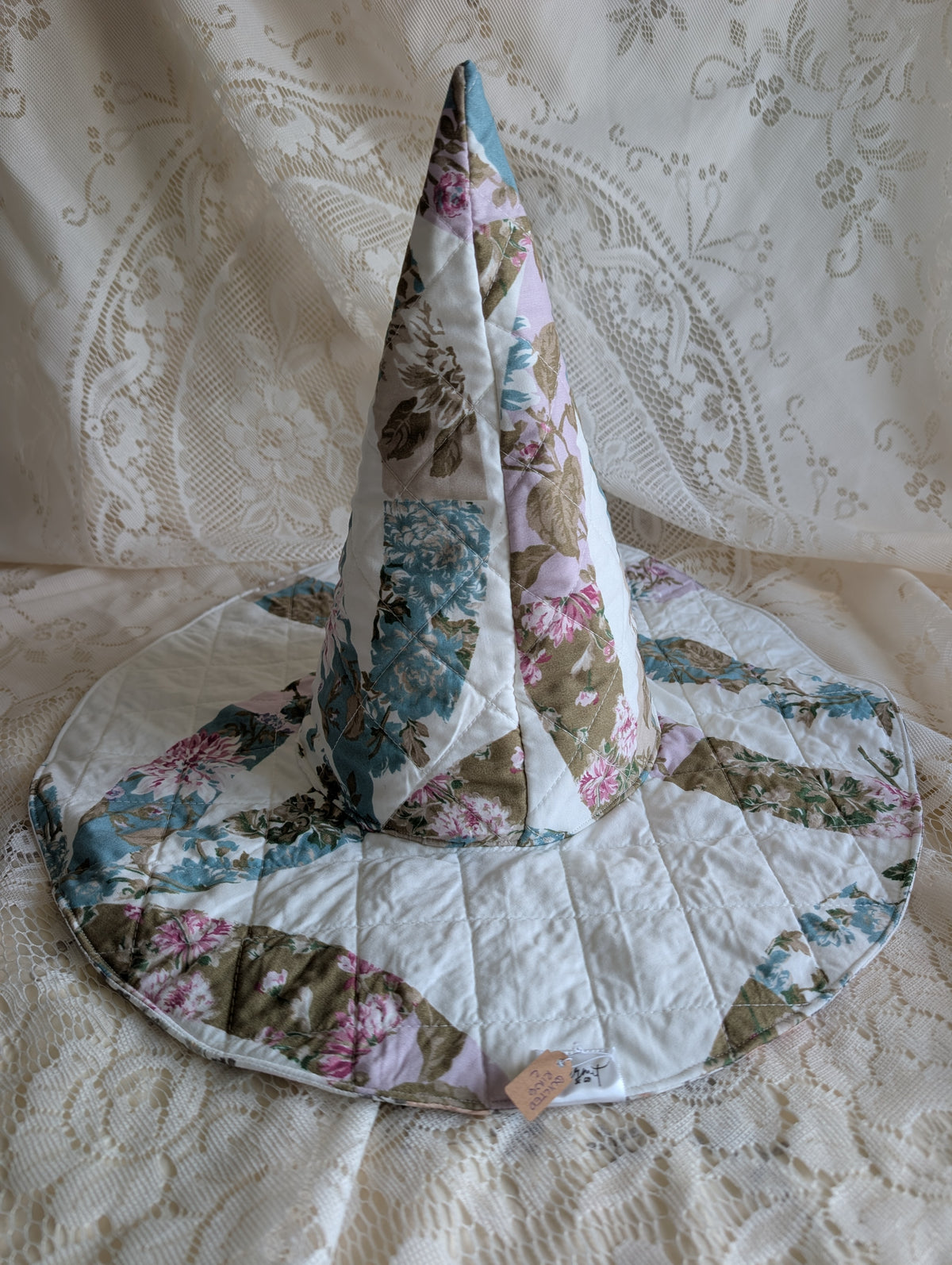 Quilted Whimsy Witch Hat - Rings 2