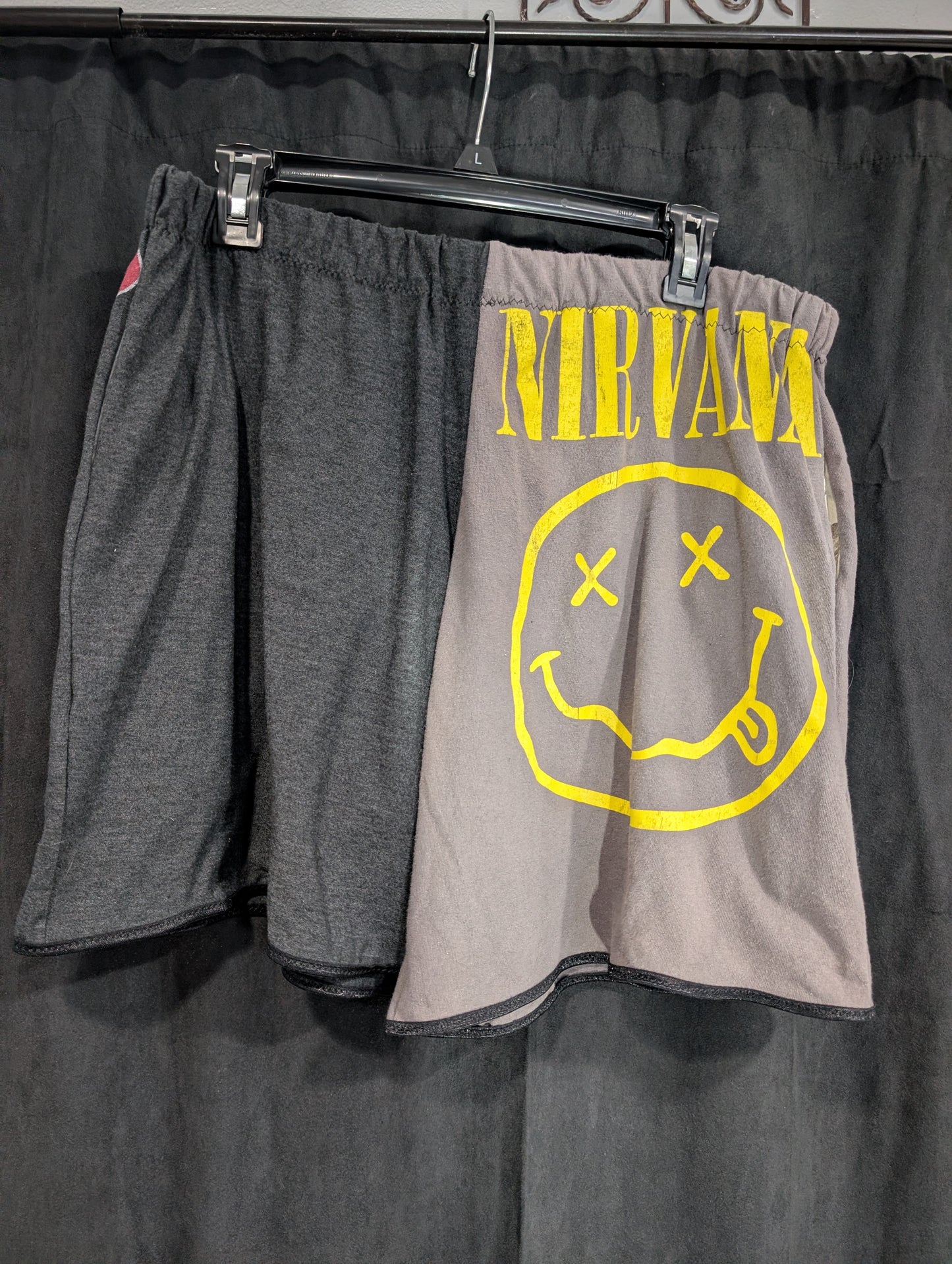 Band Tee Shorts - Nirvana