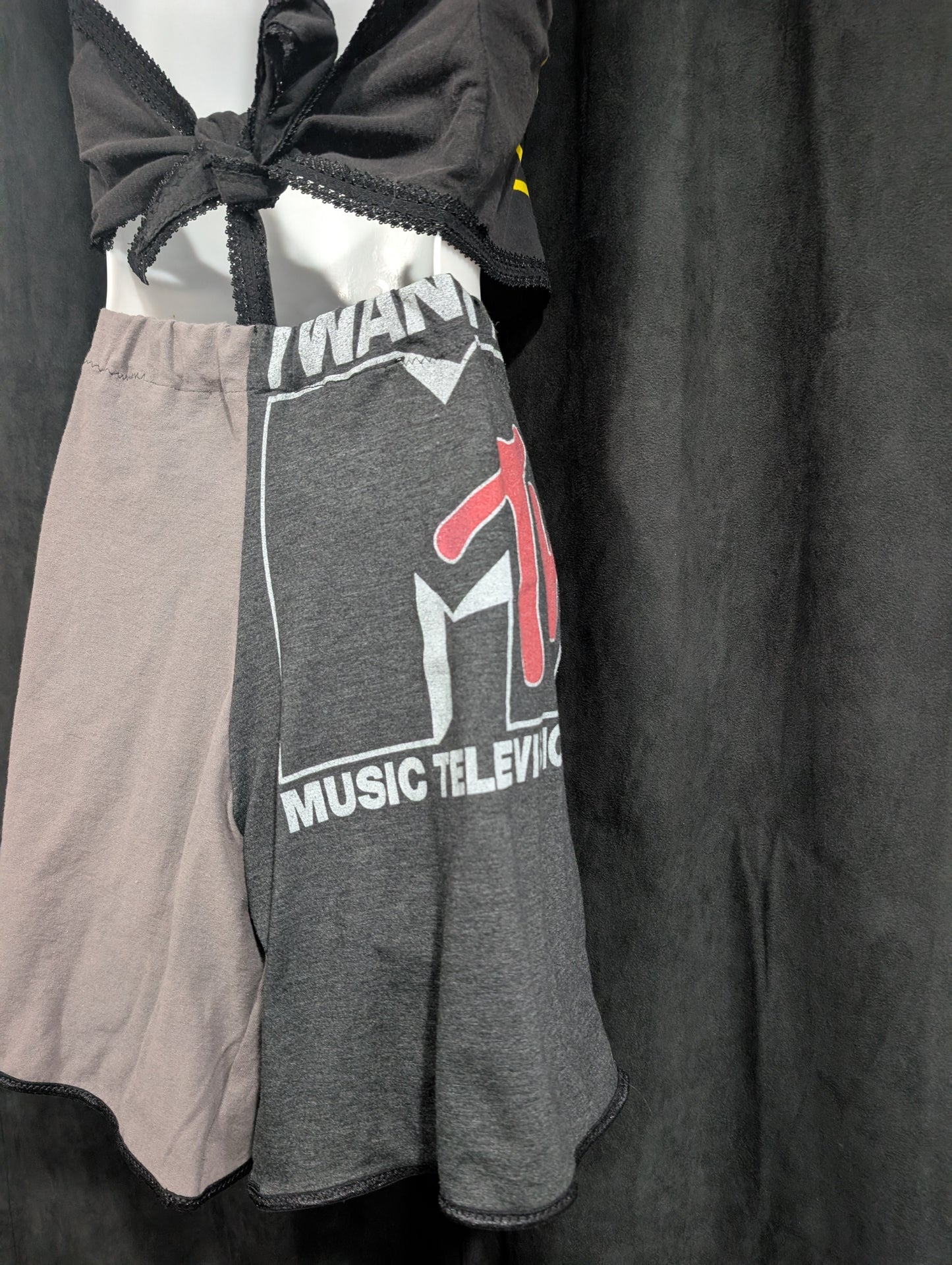 Band Tee Shorts - Nirvana